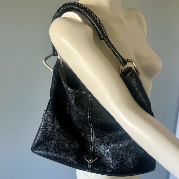 Prada Vitello Daino Black Leather Women's Hobo Shoulder Bag - Picture 3 of 9